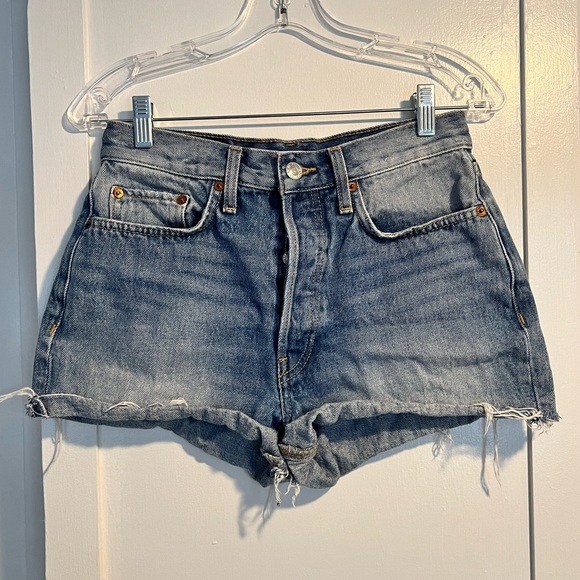 Re/done 70s High-Rise Denim Shorts - Picture 7 of 10